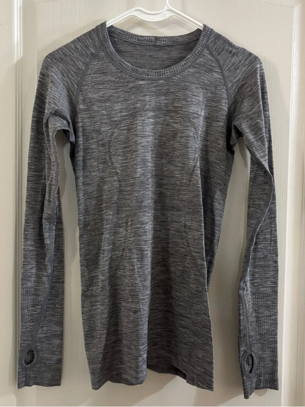 lululemon athletica Women's Long Sleeve Crew - Heather Gray